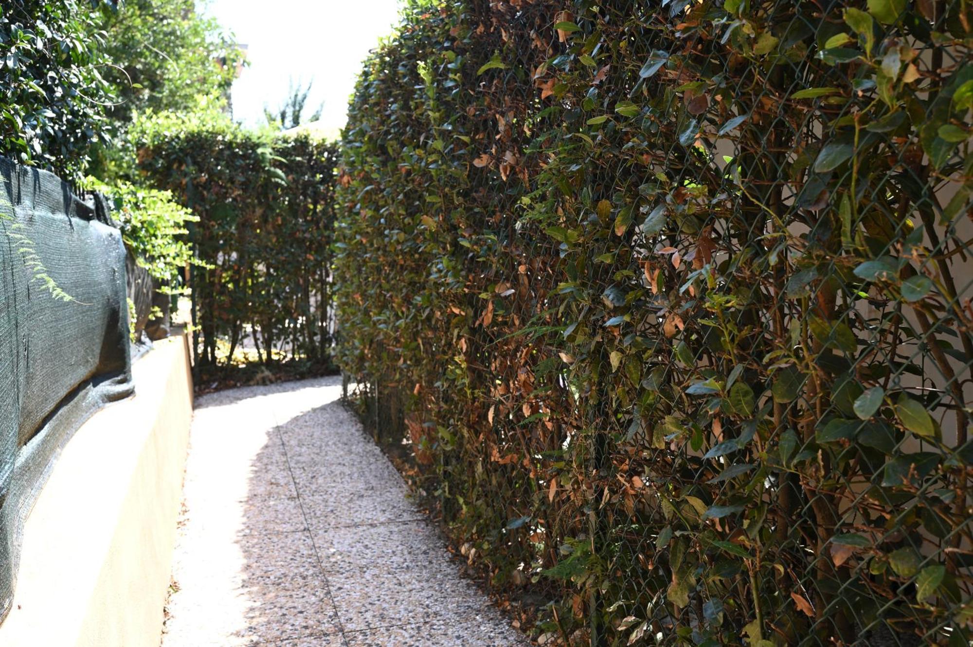 Con Delizioso Giardino Apartment *